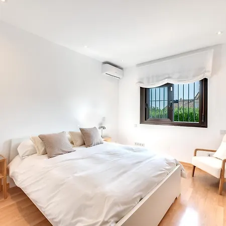 In With Golf Views Villa *