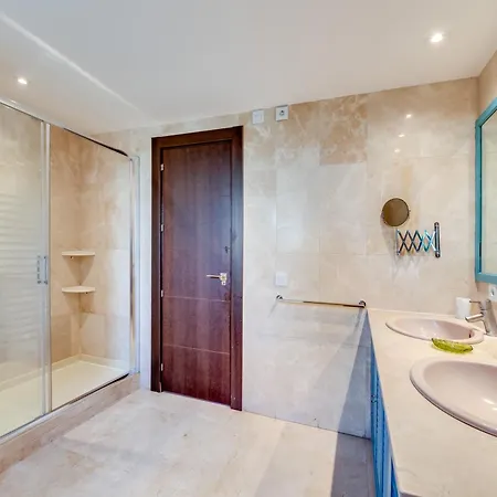 Villa In With Golf Views