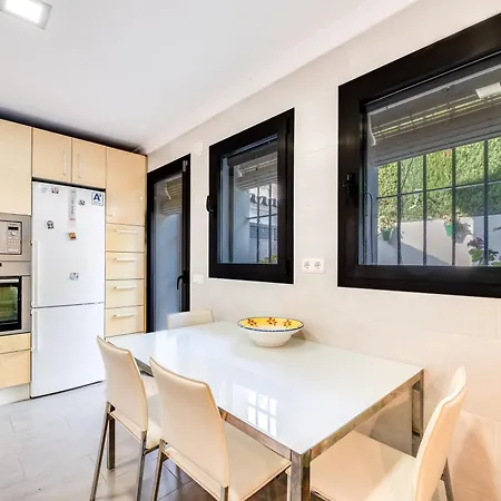 In With Golf Views *