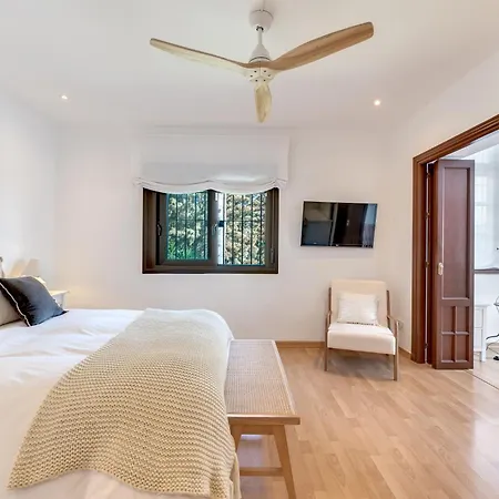 Villa In With Golf Views