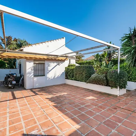 In With Golf Views *