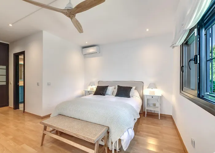 In With Golf Views Марбелья