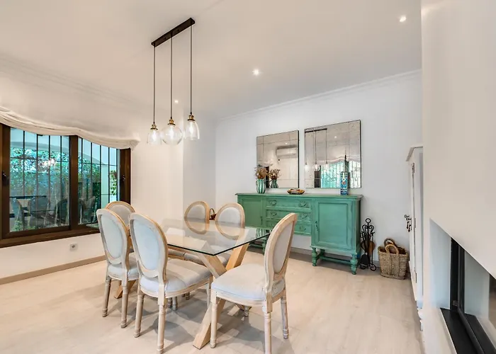 In With Golf Views *