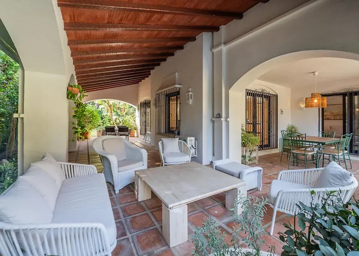 In With Golf Views Vila